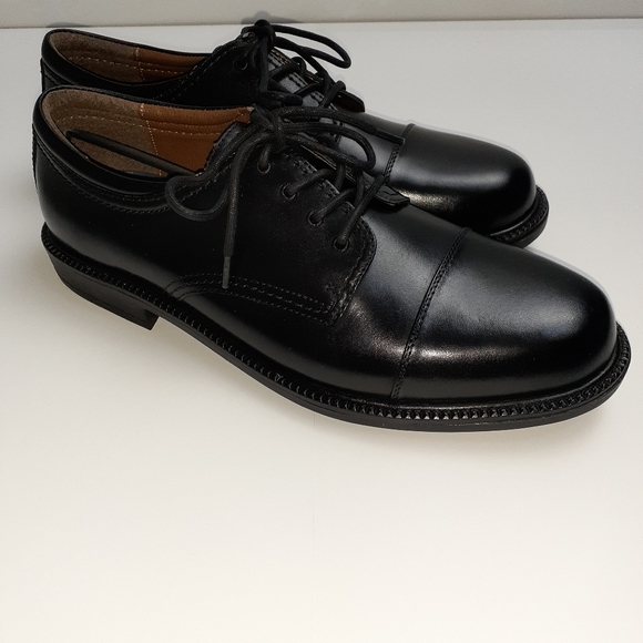 dockers gordon black